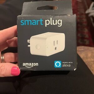 Amazon Alexa-Compatible Smart Plug